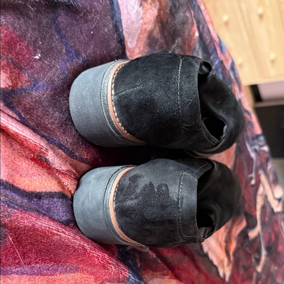 Clark’s - Picture 7 of 8